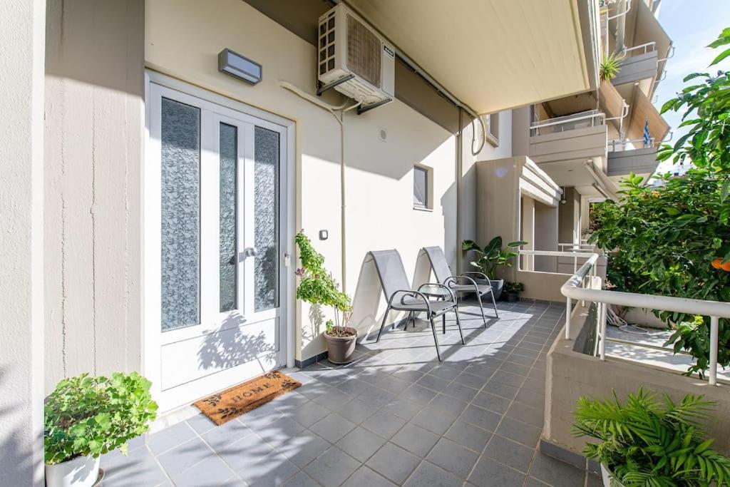 Elegant Fully Equipped Apartment Near City Centre Iraklion Buitenkant foto